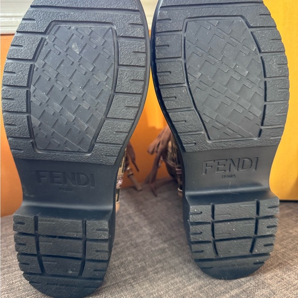 FENDI DOMINO FF JACQUARD & LEATHER BIKER BOOT sz36.5 - Picture 6 of 8